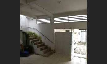 Imagem 3: Casa com Sala Estar/Jantar, Cozinha, Banheiro Social, Quintal pequeno com área