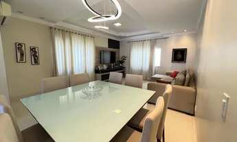 Imagem 4: Sobrado para venda possui 320 metros quadrados com 3 quartos em Setor Jaó - Goiânia - GO