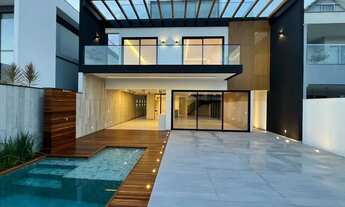 Imagem 3: Casa de condomínio para venda tem 400 metros quadrados com 6 quartos