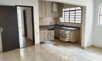 Imagem: Casa Sobrado - Monte Castelo - 182m²