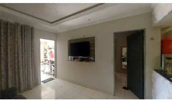 Imagem 3: Imóvel com 3 casas e mais 2 pontos comerciais no terreno