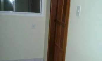 Imagem 2: Aluga-se kitnet em ótimo estado! Isento de água, condomínio, internet e IPTU