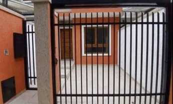 Imagem 3: Casa para venda possui 90 metros quadrados com 2 quartos em Granja Viana - Cotia - SP