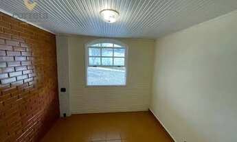 Imagem 4: Excelente oportunidade! Casa em 02 pavimentos, sendo 06 quartos e 04 vagas de estacioname