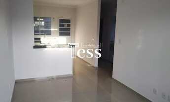 Imagem 4: ALUGA - Casa Térrea Padrão com 3 dormitórios 2 banheiros churrasqueira 2 vagas bairro Resi