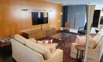 Imagem 4: Locação apto MOBILIADO - com 02 suites sendo master com closet e ar condicionado, 180m, 02