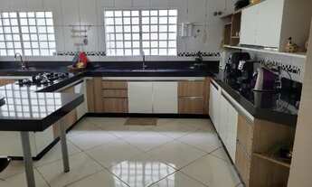 Imagem 6: Sobrado de alto padrão na Vicente Pires - Jóquei Rua 1 com Habite-se