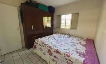 Imagem 6: Linda Casa Térrea - 3 drm sendo 1 suíte, quintal grande, 4 vaga de garagem e excelente loc