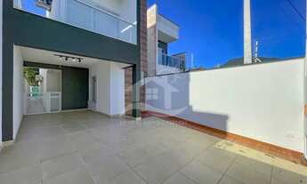 Imagem 2: Casa - Assobradada no bairro Centro, 500 metros da praia, Peruíbe-SP