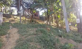 Imagem 2: Casa grande com terreno