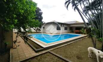 Imagem: Casa Ampla no centro de Várzea Grande