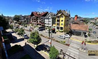 Imagem: 177m2, 3 dormitórios em Av Borges de Medeiros