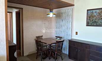 Imagem 4: 02 Dormitórios, living 02 ambientes, cozinha com pia e armário, dependência de empregada