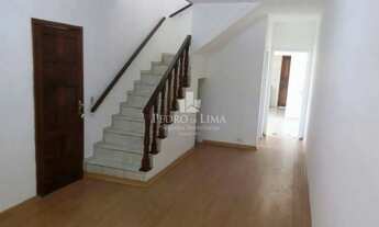 Imagem 2: Sobrado Frontal com 3 Quartos - 2 vagas de garagem na Ponte Rasa