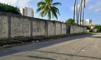 Imagem: Imóvel para venda tem 2720 metros quadrados