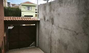 Imagem 4: Imóvel no bairro Saúde possui 200 mts² quintal churrasqueira