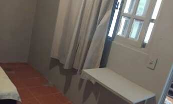 Imagem: Quarto individual. Compartinhado com cozinha