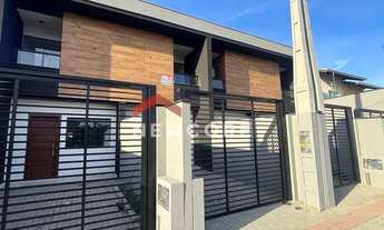 Imagem: Sobrado em Rua Cidade de Ourinhos - Ulysses