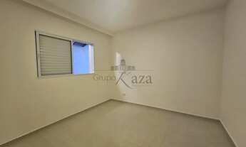 Imagem 7: Oportunidade - Casa - Jardim das Indústrias - 3 Dormitórios - 170m²