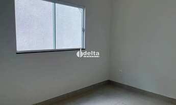 Imagem 5: Casa Residencial com 2 quartos sendo 1 suíte disponível para venda no bairro Jardim Brasíl