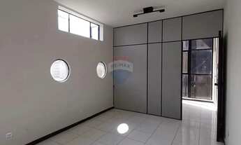 Imagem: Sala com 24 m² e 01 vaga de garagem no