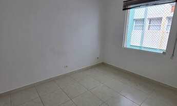 Imagem 6: Próximo a avenida Ana Costa, hospital, mercado e padaria. Etc..