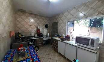 Imagem 3: Lote com Casa e Barracão próximo a Avenida Rio Verde