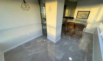 Imagem 3: De frente para a Avenida com vista ampla para a Serra!