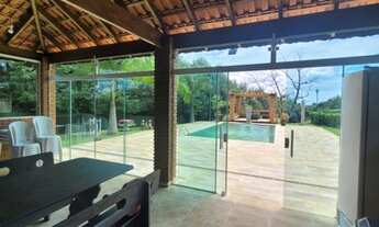 Imagem 5: Fazenda/Sítio/Chácara para venda possui 3300 metros quadrados com 4 quartos