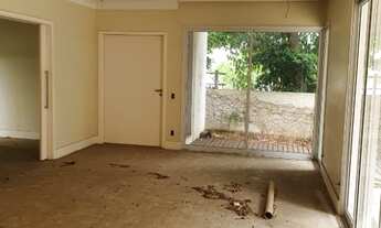 Imagem 2: Apartamento para venda tem 330 metros quadrados com 4 quartos em Vila Sofia - São Paulo