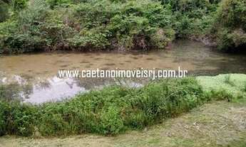 Imagem 2: Sítio com açude para venda de 18.000m² em Papucaia/Cachoeiras de Macacu/RJ