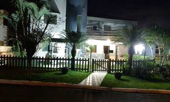 Imagem 3: Casa de condomínio para venda com 426 metros quadrados com 4 quartos