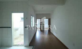 Imagem 2: Apartamento sobre loja muito bem localizado!