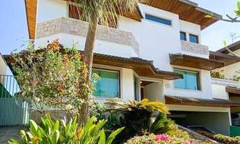 Imagem: Sobrado com 4 quartos à venda, 300 m²