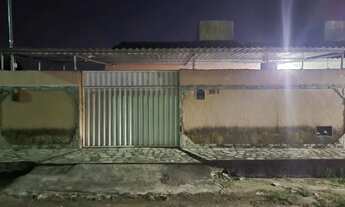 Imagem 7: Casa solta de esquina com garagem para dois carros