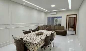 Imagem 5: Casa para venda possui 216 metros quadrados com 3 quartos