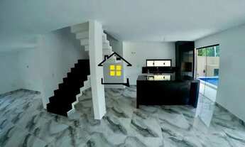 Imagem 3: Casa de condomínio para venda tem 230 metros quadrados com 4 quartos