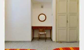 Imagem 2: Frente Total ao Mar em edifício ícone na Pitangueiras!