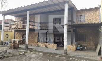 Imagem: Prédio residencial com Quitinete no Canellas