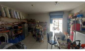 Imagem 5: Imóvel com 3 casas e mais 2 pontos comerciais no terreno