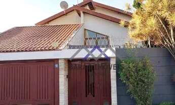 Imagem: Casa com 4 dormitórios para alugar, 227