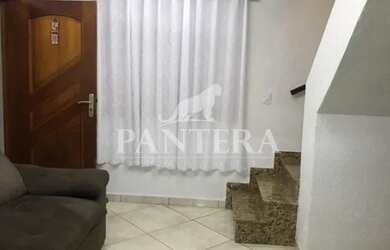 Imagem 3: Sobrado com quintal e churrasqueira !