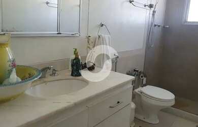 Imagem 6: Cobertura 4 quartos em icaraí, estuda permuta, vista mar, reformada, entrar e morar, miolo