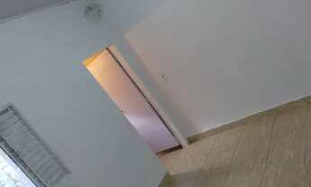 Imagem 4: Kit com 1 quarto, cozinha americana, banheiro e Garagem no Jardim Novo Mundo