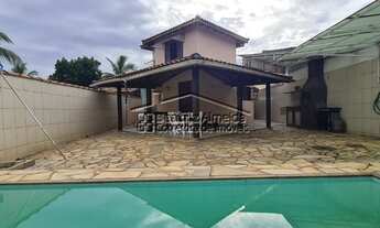 Imagem 2: Ótima oportunidade, linda casa de 3 quartos, piscina em uma excelente localização!!!