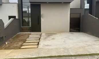 Imagem 2: Canadá Houses 2/4 com suíte americana; Quintal no contrapiso; Lazer completo