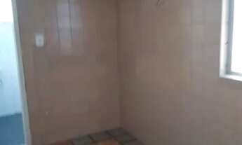 Imagem 7: Vendo Apto 3/4 + dependência Alphaville I na Av. Saneamento, c/ gás