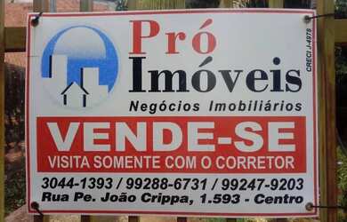 Imagem 2: SOBRADO COM EDÍCULA NO FUNDO