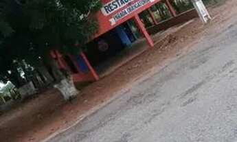 Imagem 3: Vendo uma casa e um ponto de restaurante