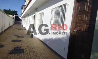 Imagem 2: Casa de Vila-LOCAÇÃO-Marechal Hermes-Rio de Janeiro-RJ